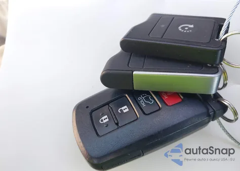 2016 Toyota Highlander Hybrid Limited z USA, uszkodzony, nr VIN 5TDDCRFH5GS015787